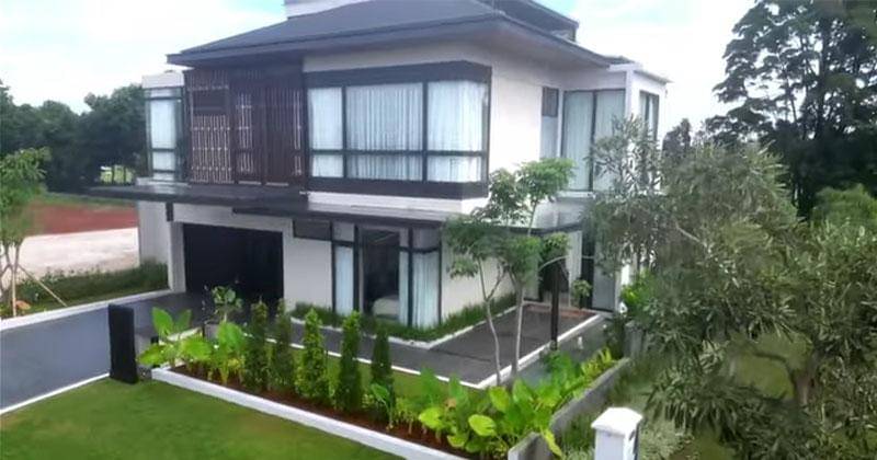 YouTube.com/Luna Maya